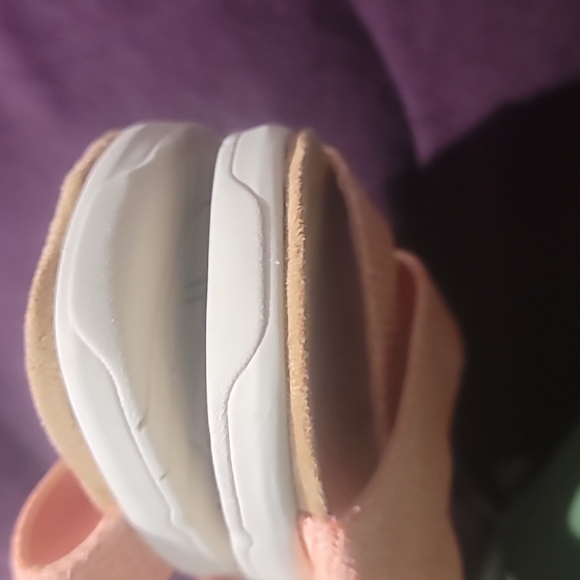 Easy Spirit's crisscross slip-on sandals. Lightweight. Contoured Footbed Sz 10WW - Picture 3 of 9